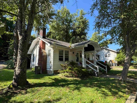 Photo of 110 E 12th Street, Bloomington, IN 47408 (MLS # 202636951)