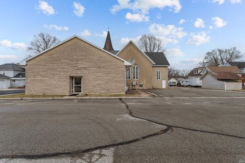 Tiny photo for 1007 S Michigan Street, Burlington, IN 46915 (MLS # 202602609)
