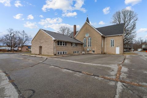 Tiny photo for 1007 S Michigan Street, Burlington, IN 46915 (MLS # 202602609)
