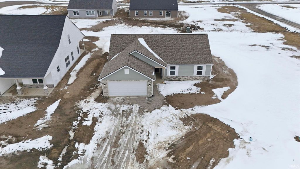 Photo of 215 Latigo Lane, Garrett, IN 46738 (MLS # 202604364)