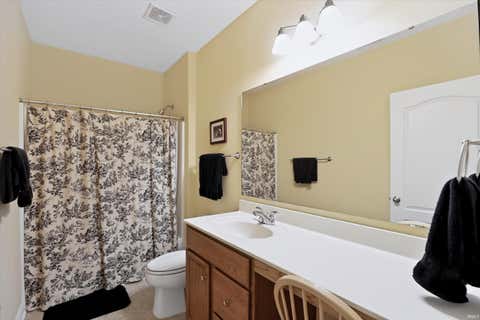 Tiny photo for 9002 DEER CREEK Drive, Greentown, IN 46936 (MLS # 202635201)