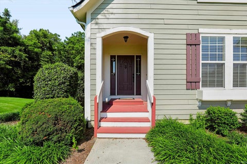 Tiny photo for 9002 DEER CREEK Drive, Greentown, IN 46936 (MLS # 202635201)