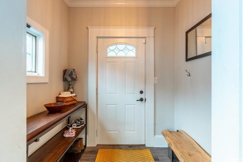 Tiny photo for 929 E Berry Street, Fort Wayne, IN 46803 (MLS # 202628956)
