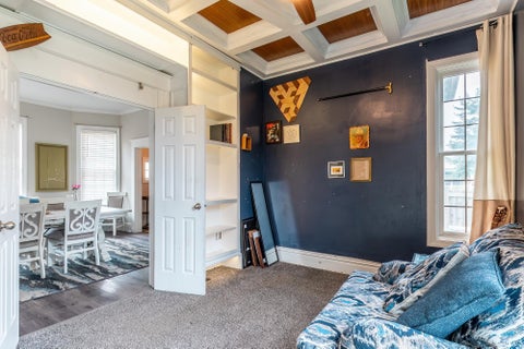 Tiny photo for 929 E Berry Street, Fort Wayne, IN 46803 (MLS # 202628956)