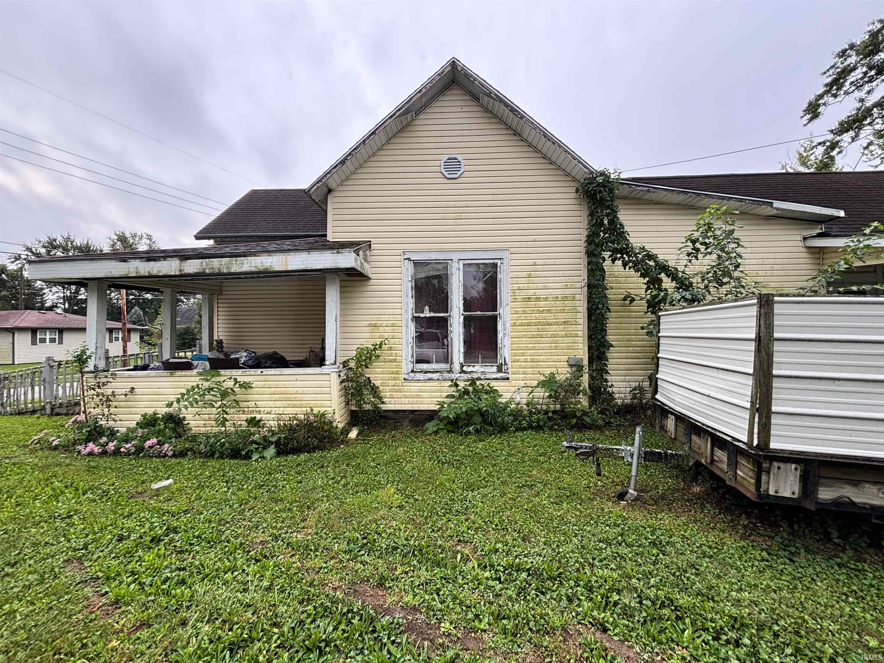 802 Henley Avenue