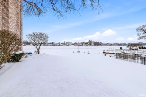 Tiny photo for 1077 Greenleaf Boulevard #216, Elkhart, IN 46514 (MLS # 202603069)