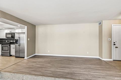 Tiny photo for 1077 Greenleaf Boulevard #216, Elkhart, IN 46514 (MLS # 202603069)