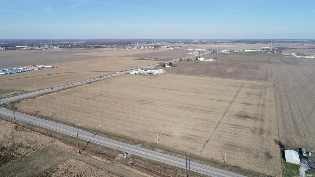 Photo of 10488 Oak Grove Road, Newburgh, IN 47630 (MLS # 202549350)