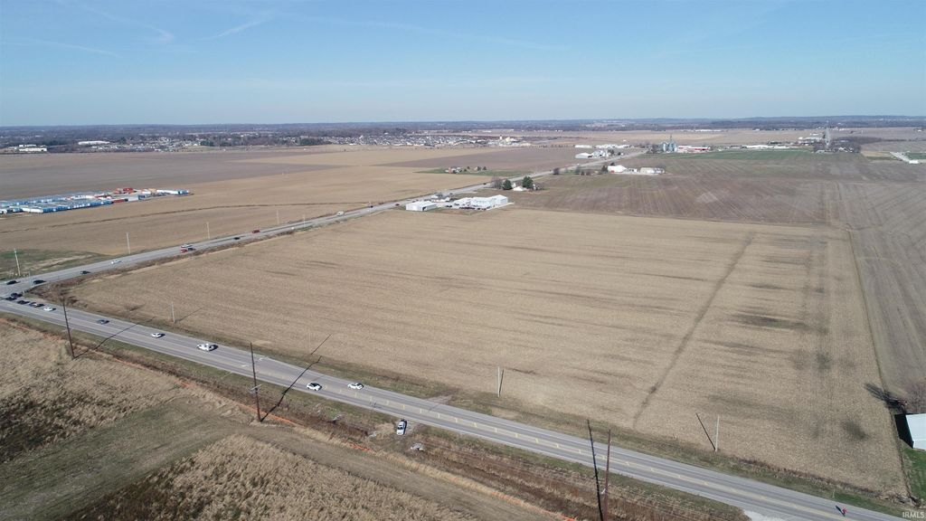 Photo of 10488 Oak Grove Road, Newburgh, IN 47630 (MLS # 202549350)