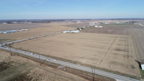 Photo of 10488 Oak Grove Road, Newburgh, IN 47630 (MLS # 202549350)