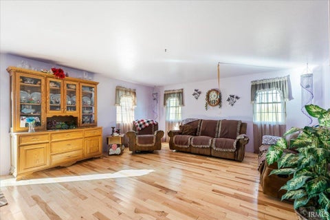 Tiny photo for 8635 E 400 South Street, Hamilton, IN 46742 (MLS # 202643609)