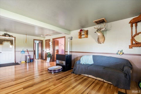 Tiny photo for 8635 E 400 South Street, Hamilton, IN 46742 (MLS # 202643609)
