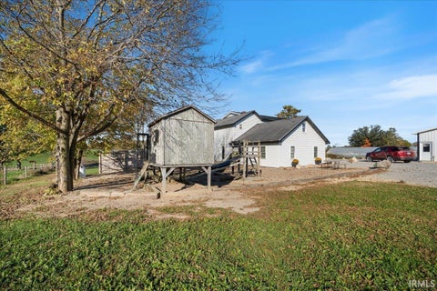 Tiny photo for 8635 E 400 South Street, Hamilton, IN 46742 (MLS # 202643609)
