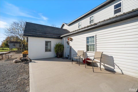 Tiny photo for 8635 E 400 South Street, Hamilton, IN 46742 (MLS # 202643609)