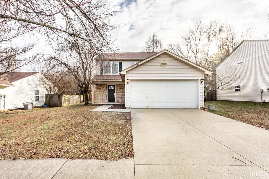 Photo of 543 S Cobblestone Court, Bloomington, IN 47403 (MLS # 202606134)