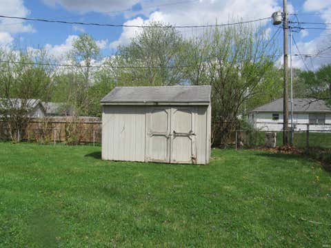 Tiny photo for 2204 BEAUVOIR Court, Kokomo, IN 46902 (MLS # 202615477)