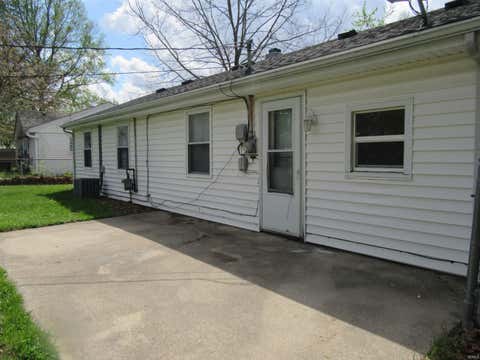 Tiny photo for 2204 BEAUVOIR Court, Kokomo, IN 46902 (MLS # 202615477)