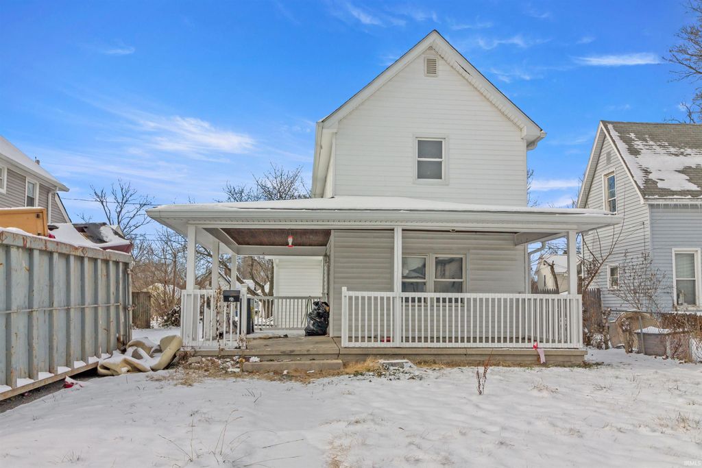 Photo of 2224 S Washington Street, Marion, IN 46953 (MLS # 202549018)