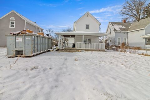 Tiny photo for 2224 S Washington Street, Marion, IN 46953 (MLS # 202549018)