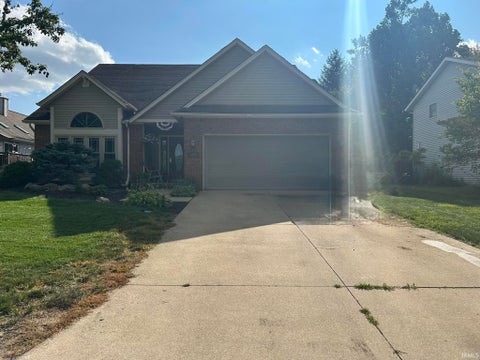 Photo of 4222 Mayflower Drive, Lafayette, IN 47909 (MLS # 202630695)