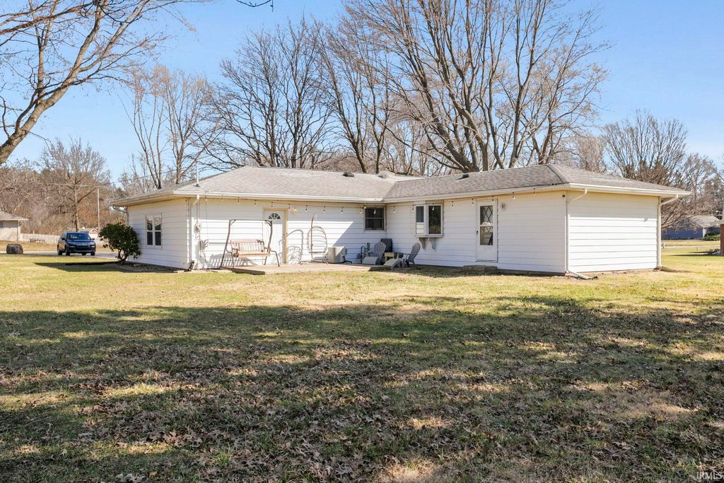 Photo of 4404 N 350 E Road, Rolling Prairie, IN 46371 (MLS # 202608147)