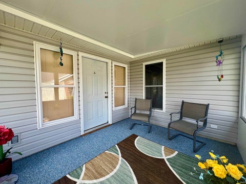 Tiny photo for 840 Wanut Ridge W, Logansport, IN 46947 (MLS # 202623405)