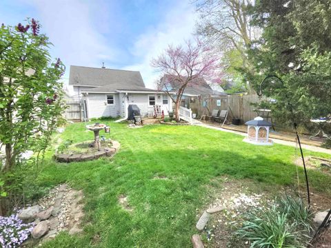 Tiny photo for 909 S Bell Street, Kokomo, IN 46901 (MLS # 202612607)