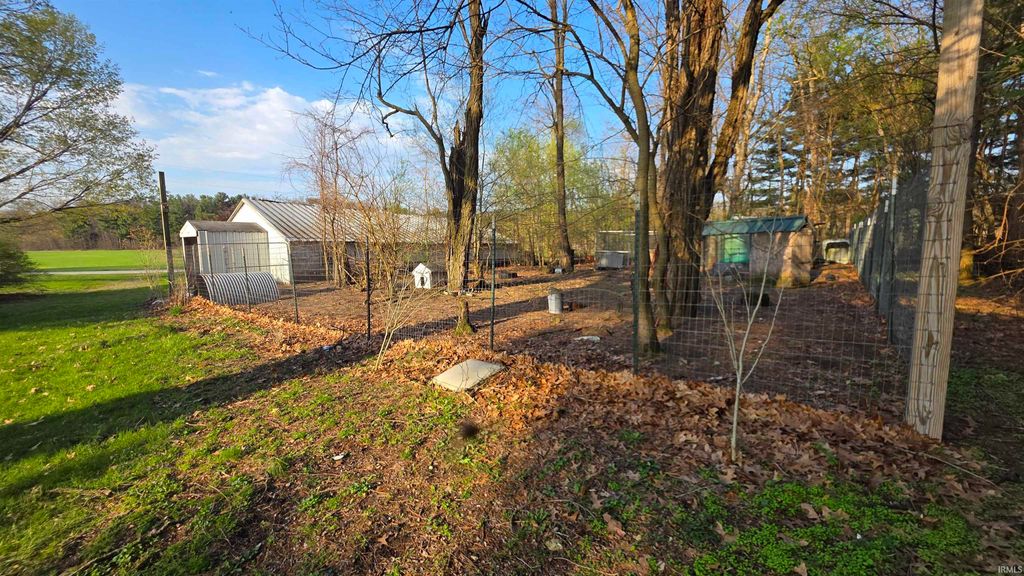Photo of 10895 E 300 N Road, Grovertown, IN 46531 (MLS # 202613400)