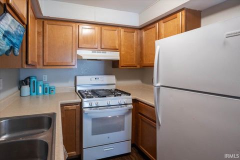 Tiny photo for 2507 N 19th Street, Lafayette, IN 47904 (MLS # 202531674)