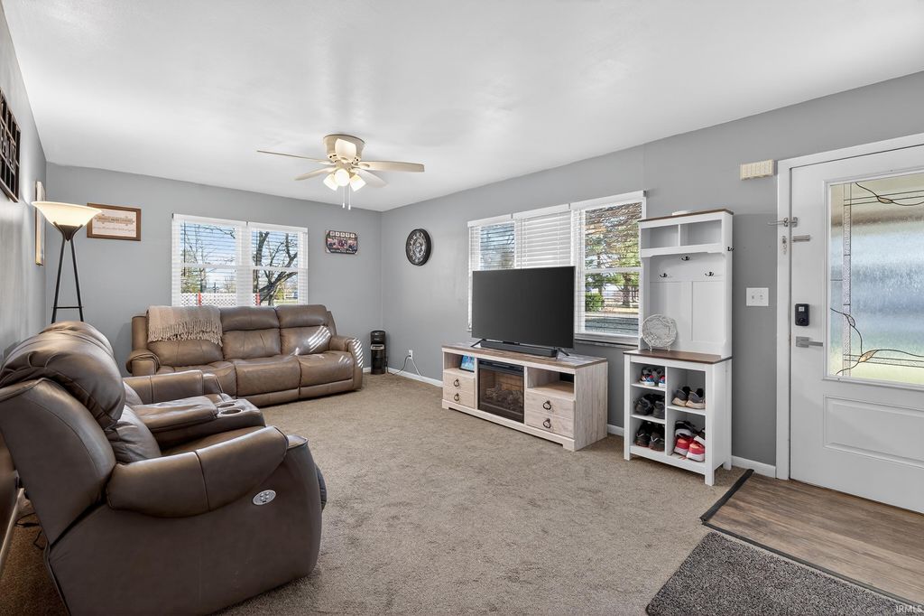 Photo of 1439 Logan Street, Auburn, IN 46706 (MLS # 202606547)