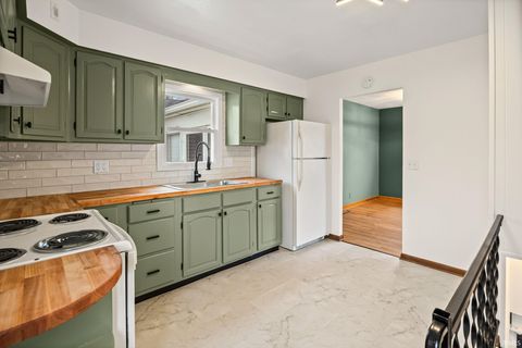 Tiny photo for 1411 Sunset Drive, Lafayette, IN 47905 (MLS # 202600193)