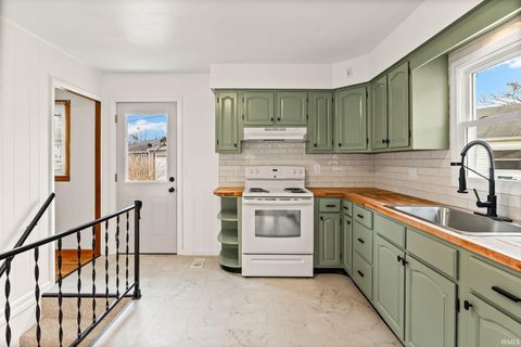 Tiny photo for 1411 Sunset Drive, Lafayette, IN 47905 (MLS # 202600193)