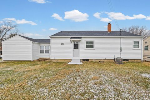 Tiny photo for 1411 Sunset Drive, Lafayette, IN 47905 (MLS # 202600193)