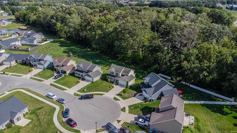 Tiny photo for 2287 Rittenhouse Place, Huntertown, IN 46748 (MLS # 202536114)