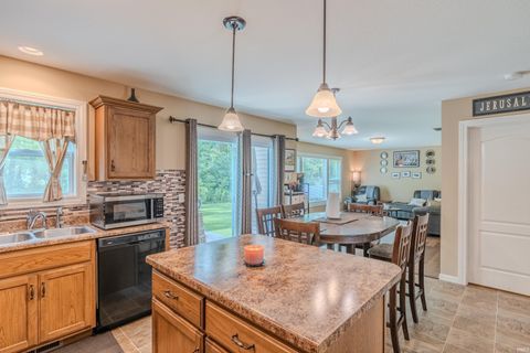 Tiny photo for 2287 Rittenhouse Place, Huntertown, IN 46748 (MLS # 202536114)