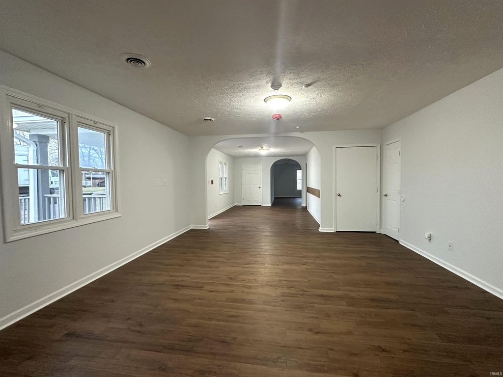 Photo of 411 N Pine Street, Brazil, IN 47234 (MLS # 202548731)