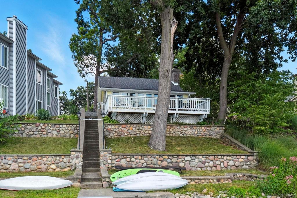 Photo of 6955 WN Lake Gage Drive, Angola, IN 46703 (MLS # 202614379)