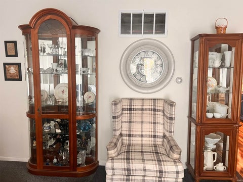 Tiny photo for 902 N 21st Street #3, Lafayette, IN 47904 (MLS # 202644750)