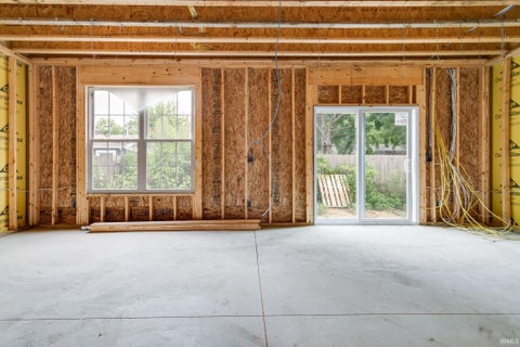 Tiny photo for 938 Keenan Court, South Bend, IN 46615 (MLS # 202635238)