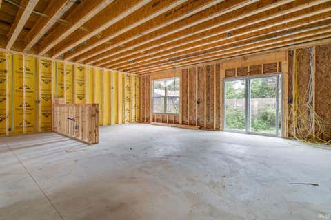 Tiny photo for 938 Keenan Court, South Bend, IN 46615 (MLS # 202635238)