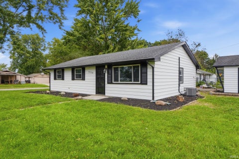 Tiny photo for 3330 Hobson Road, Fort Wayne, IN 46815 (MLS # 202635281)