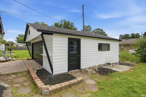 Tiny photo for 3330 Hobson Road, Fort Wayne, IN 46815 (MLS # 202635281)