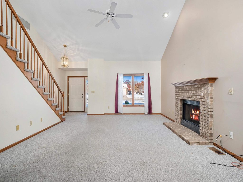 Photo of 1201 Polo Run, Fort Wayne, IN 46825 (MLS # 202545940)