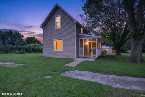 Tiny photo for 622 Shultz Street, Logansport, IN 46947 (MLS # 202633440)