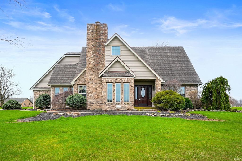 Photo of 92 W Golfbrook Drive, Portland, IN 47371 (MLS # 202617006)