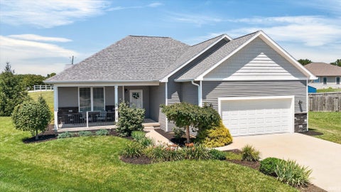 Photo of 1164 S Hayden Court, Ellettsville, IN 47429 (MLS # 202625184)