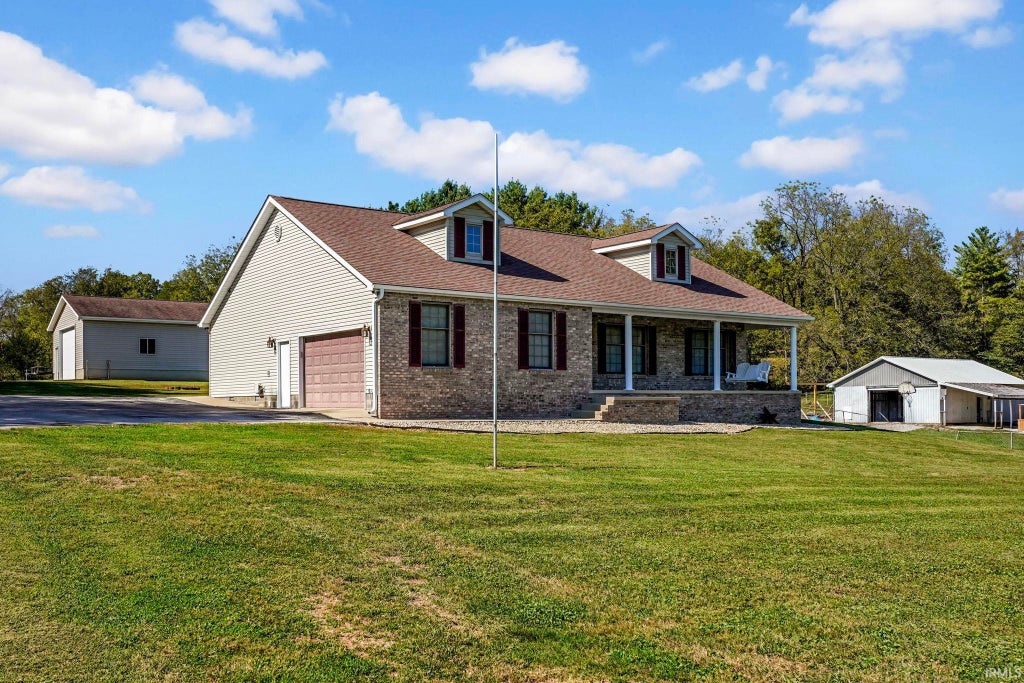 Photo of 95 Bartlettsville Road, Bedford, IN 47421 (MLS # 202641815)