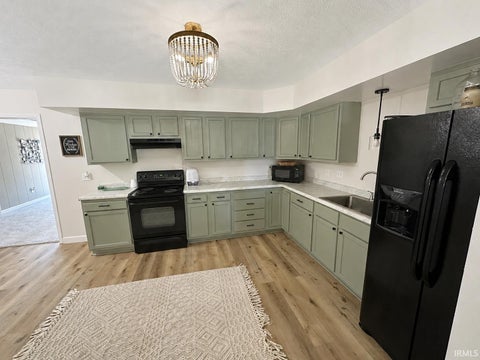 Tiny photo for 2225 N Lafountain Street, Kokomo, IN 46901 (MLS # 202636489)