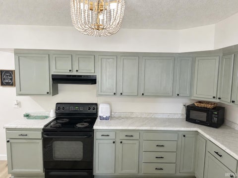 Tiny photo for 2225 N Lafountain Street, Kokomo, IN 46901 (MLS # 202636489)