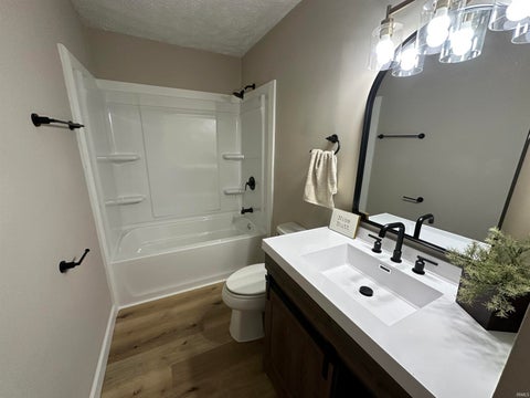 Tiny photo for 2225 N Lafountain Street, Kokomo, IN 46901 (MLS # 202636489)
